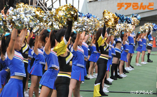 チアリーディング